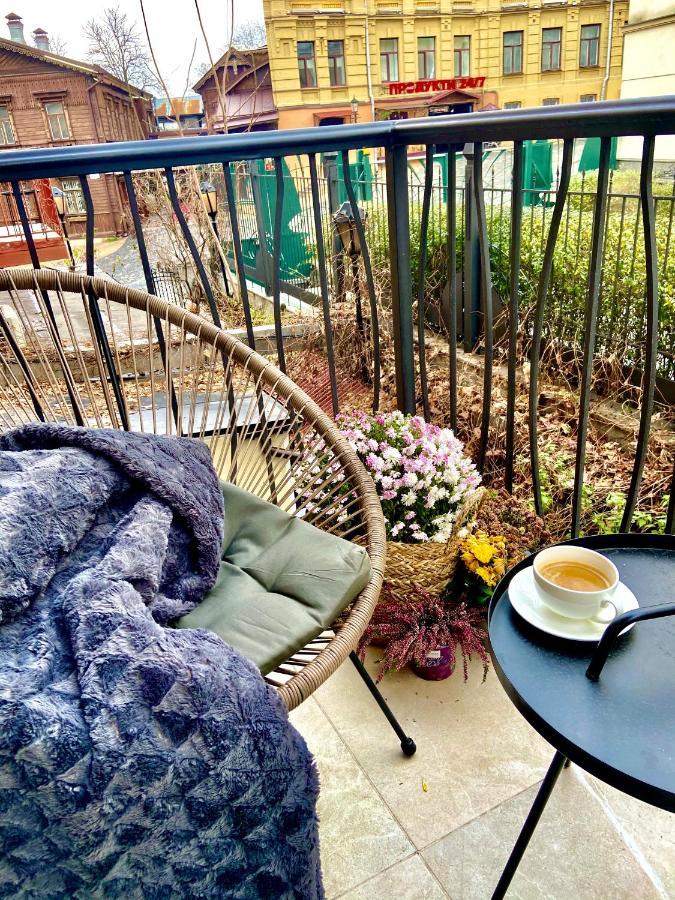 Romantic Apartment On Andriivskyi Kiev Exterior foto